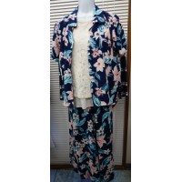 洋服・婦人服・ダンス服の古着宅配・出張買取【クリスタル】お役に立てるリサイクルショップ