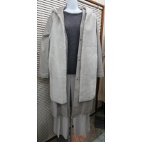洋服・婦人服・紳士服の古着宅配・出張買取【クリスタル】お役に立てるリサイクルショップ